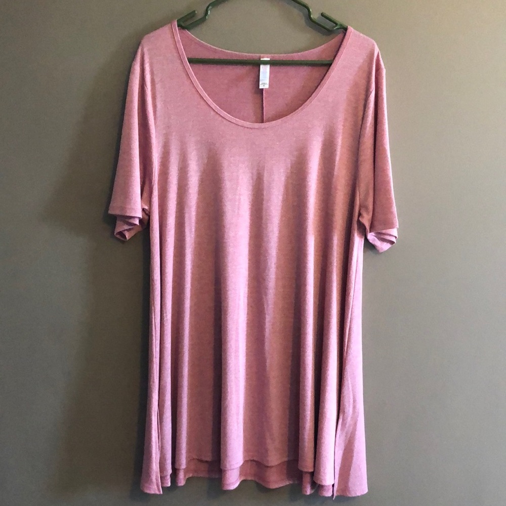 Lula Roe tee